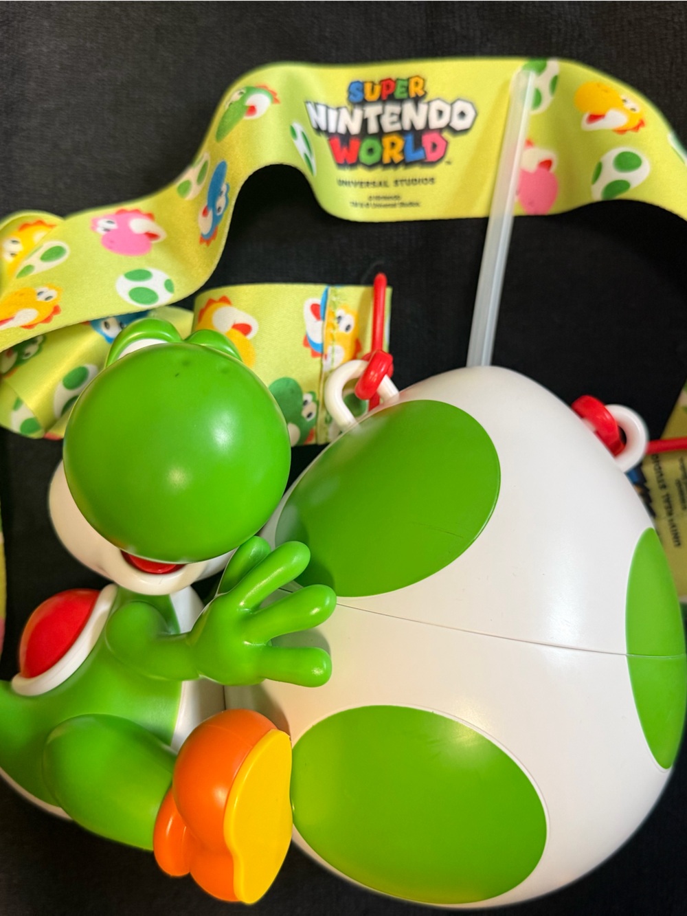 SOUVENIR YOSHI & EGG CUP 2026 from UNIVERSAL STUDIOS, HOLLYWOOD CA